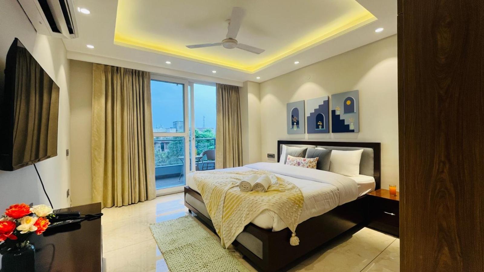 Zen Suites Gurgaon - Luxe Stays Collection מראה חיצוני תמונה