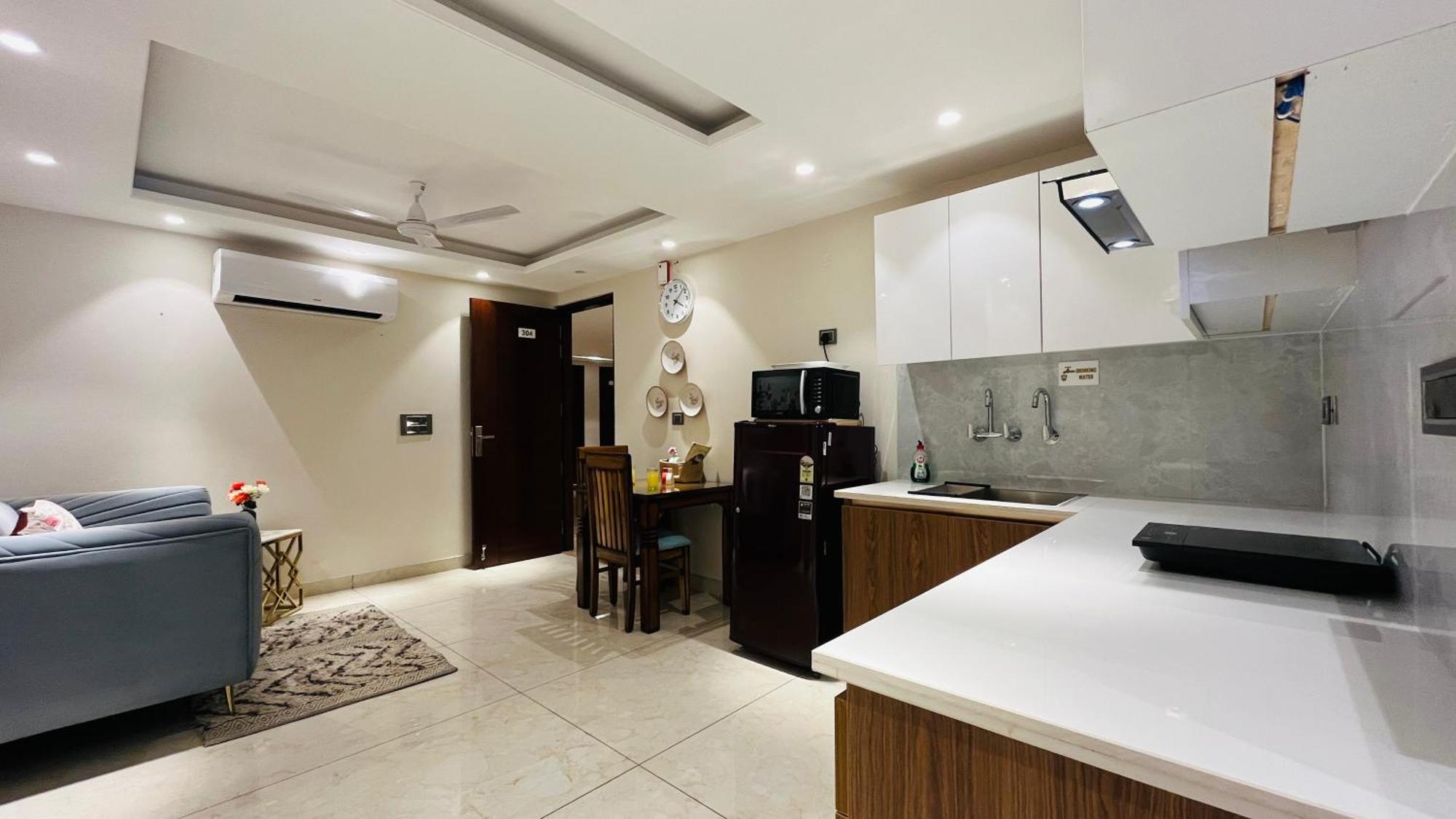 Zen Suites Gurgaon - Luxe Stays Collection מראה חיצוני תמונה
