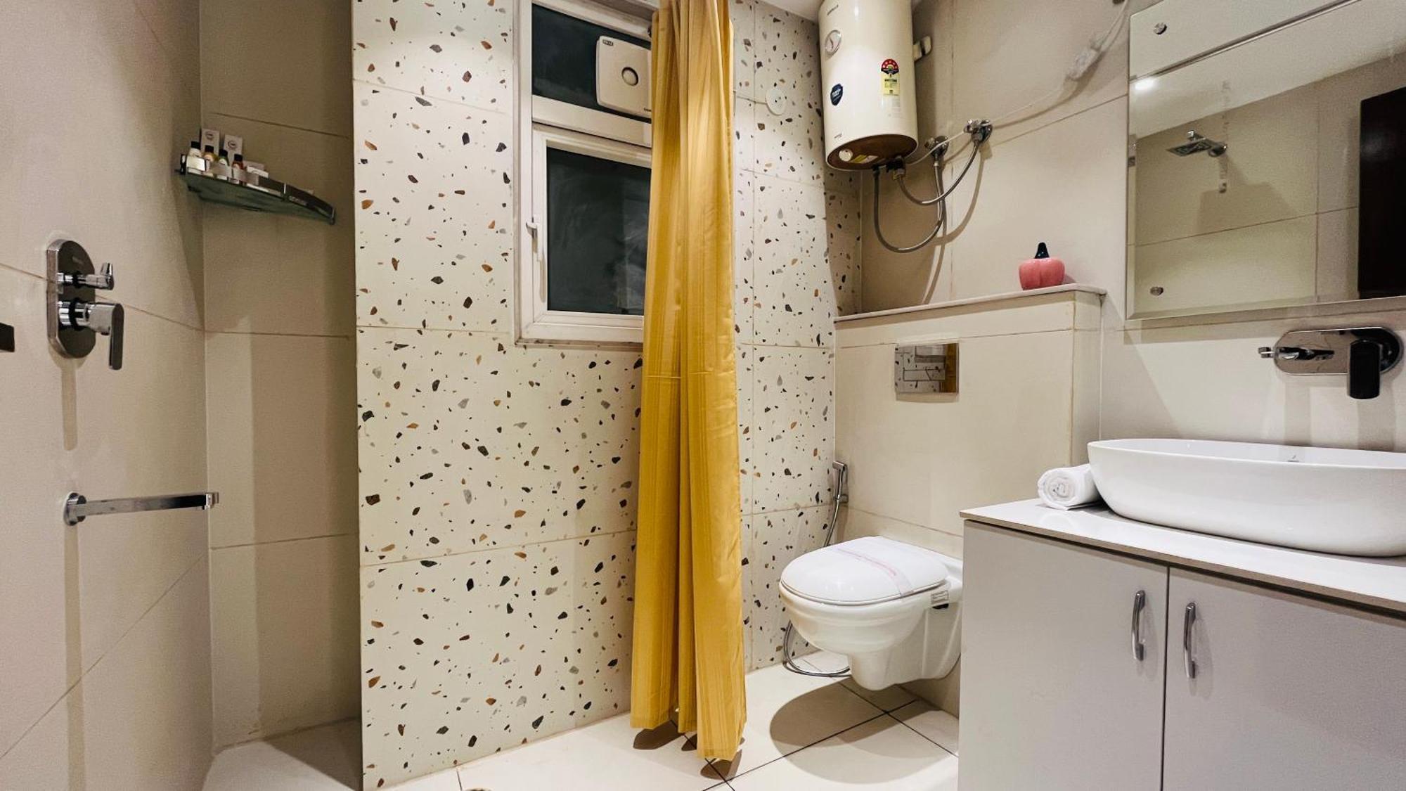 Zen Suites Gurgaon - Luxe Stays Collection מראה חיצוני תמונה