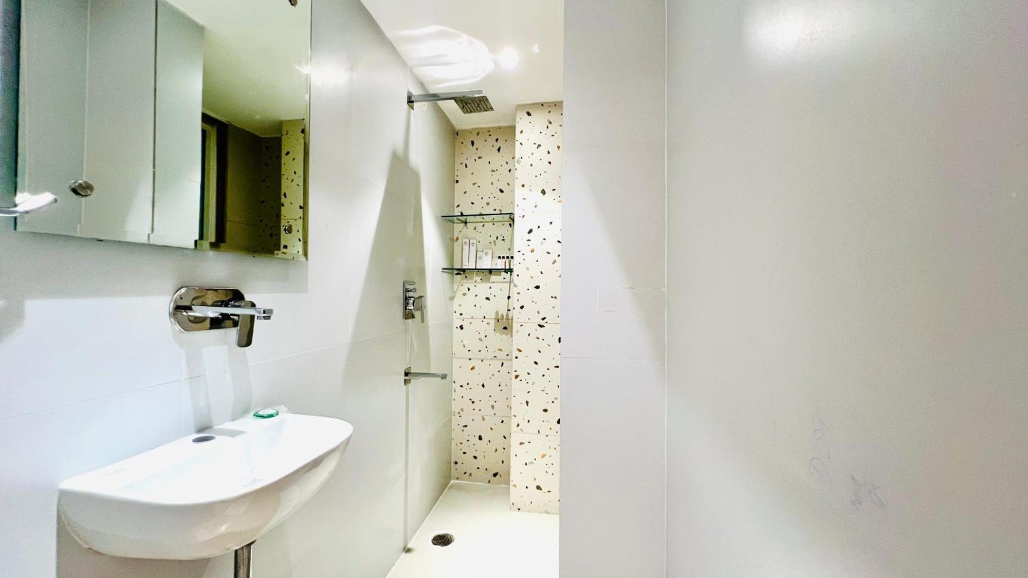 Zen Suites Gurgaon - Luxe Stays Collection מראה חיצוני תמונה